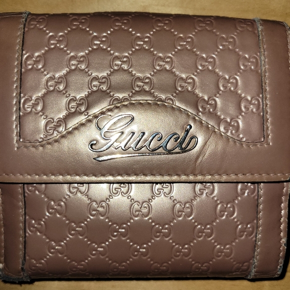 FINAL PRICE GUCCI Wallet In Champagne Color Read Description - Picture 10 of 15